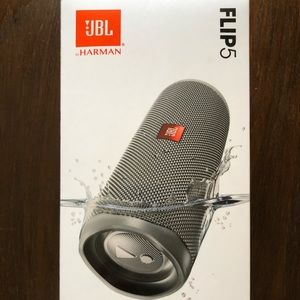 JBL Flip 5 Bluetooth Speaker Waterproof NEW
